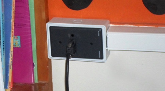 Kramer-Passive-Wall-Plate-In-Classroom2 WEB