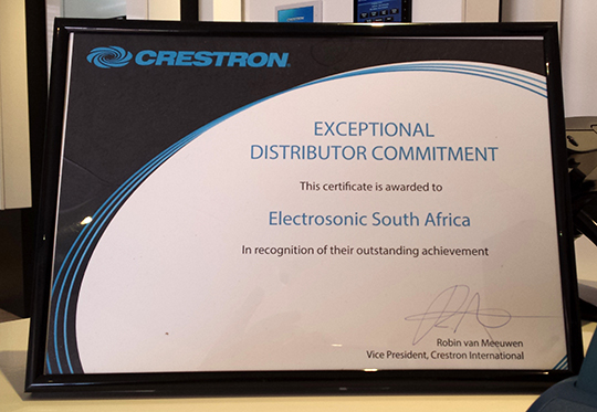 es crestron award-WEB